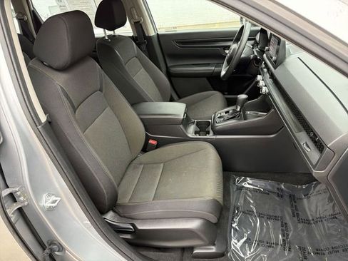 Used 2023 Honda CR-V LX image 25