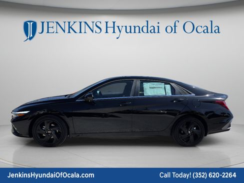 New 2026 Hyundai Elantra SEL Sport Premium FWD image 11