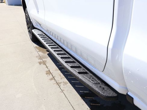 New 2026 Chevrolet Silverado 1500 LT Trail Boss w/ Convenience Package II AWD/4WD image 10