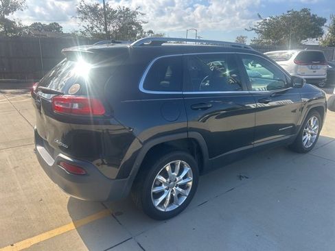 Used 2015 Jeep Cherokee Limited image 6