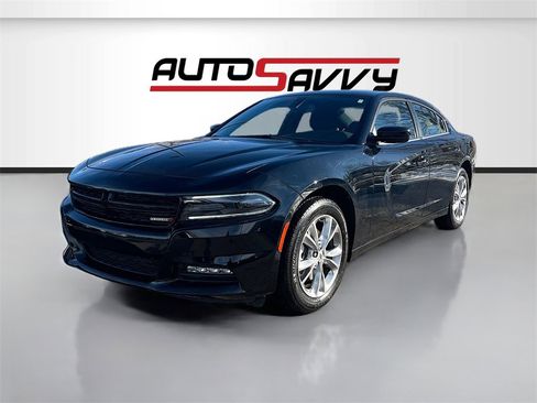 Used 2023 Dodge Charger SXT w/ Cold Weather Package image 3