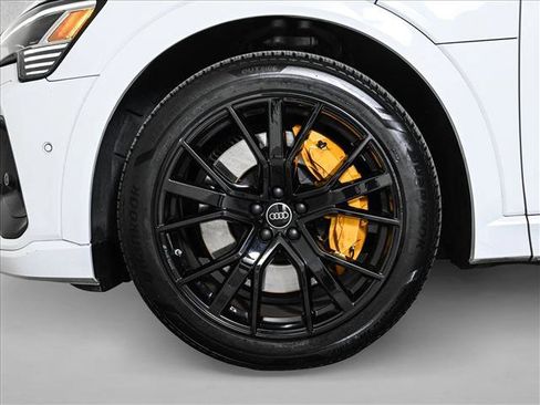 Certified 2023 Audi e-tron Chronos w/ Chronos Package AWD/4WD image 25