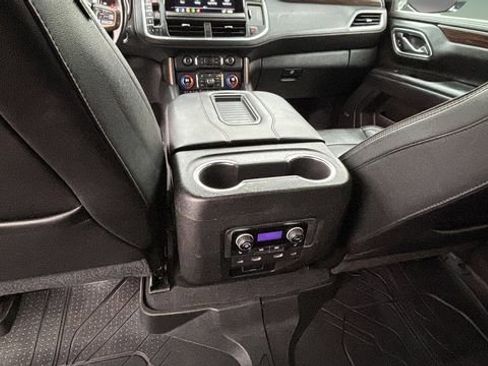 Used 2021 Chevrolet Suburban High Country w/ Premium Package image 21