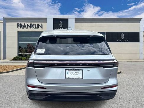 New 2026 Lincoln Nautilus Premier w/ Jet Appearance Package AWD/4WD image 6