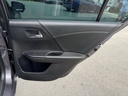 Used 2014 Honda Accord EX-L image 21