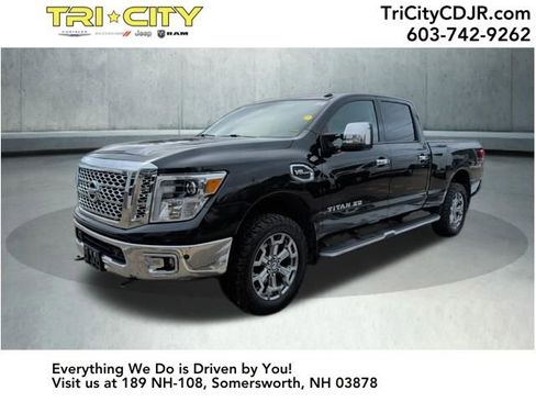 Used 2018 Nissan Titan SL w/ Chrome Package image 1