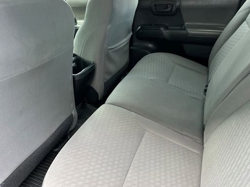 Used 2020 Toyota Tacoma SR image 4