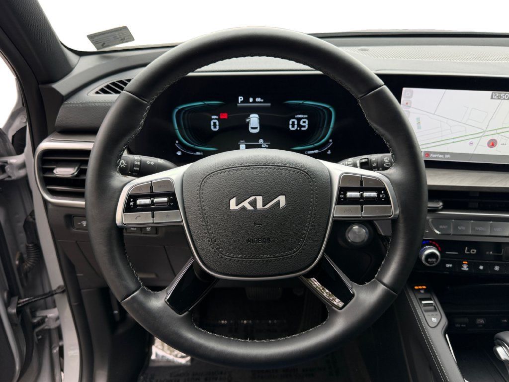 Used 2025 Kia Telluride EX X-Line AWD/4WD image 18