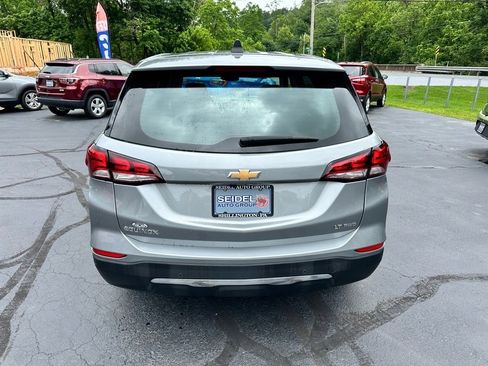Used 2023 Chevrolet Equinox LT image 3