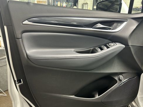 Certified 2024 Buick Enclave Essence w/ LPO, Floor Liner Package AWD/4WD image 23
