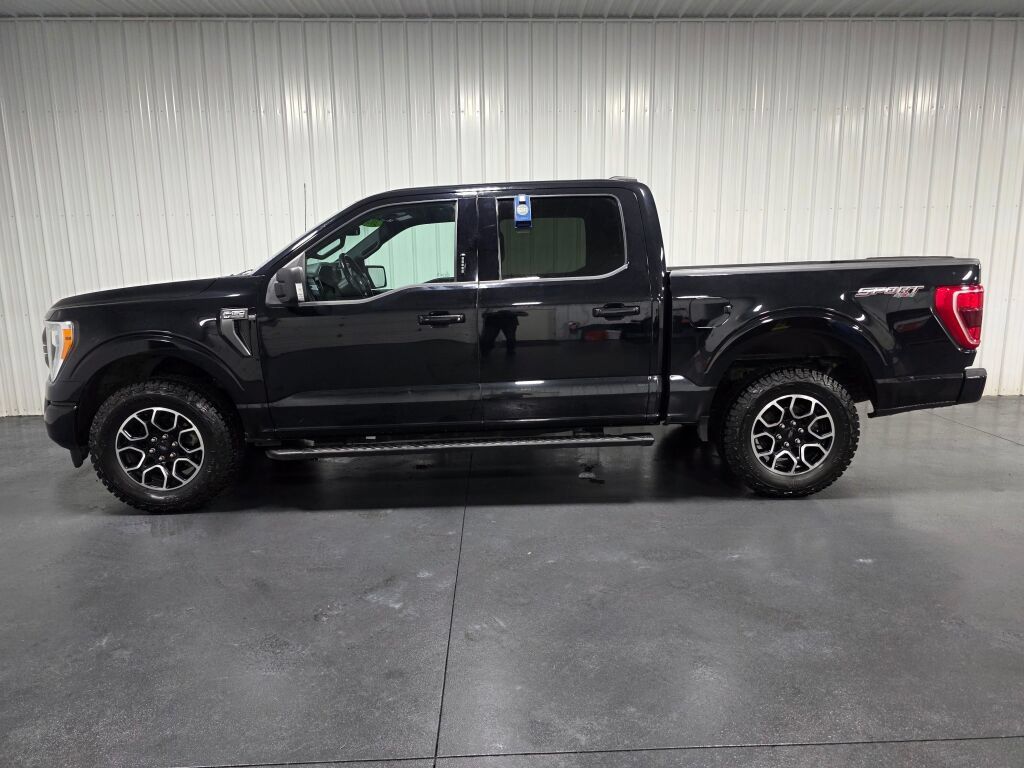 Used 2021 Ford F150 XLT w/ Equipment Group 302A High AWD/4WD image 4