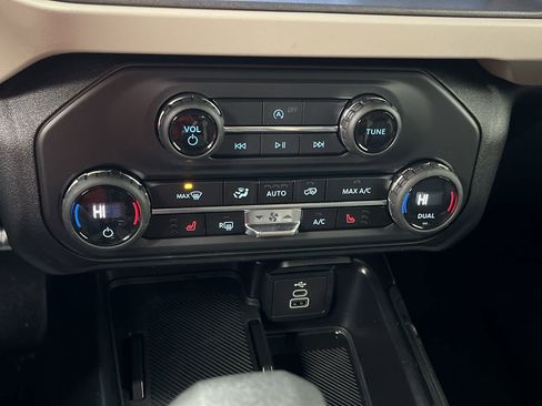 New 2026 Ford Bronco Big Bend image 19