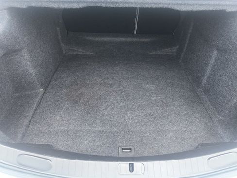 Used 2016 Chevrolet Impala LT FWD image 29