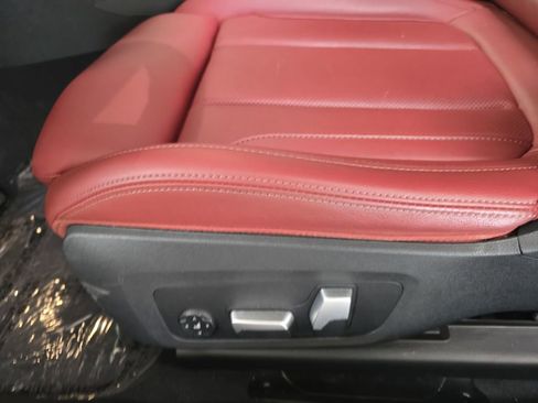 Certified 2024 BMW 430i Convertible w/ M Sport Package image 28