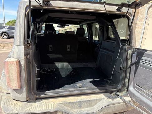 Certified 2025 Ford Bronco Badlands w/ Sasquatch Package AWD/4WD image 26