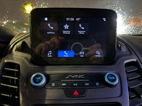 Used 2020 Ford Transit Connect XL image 46