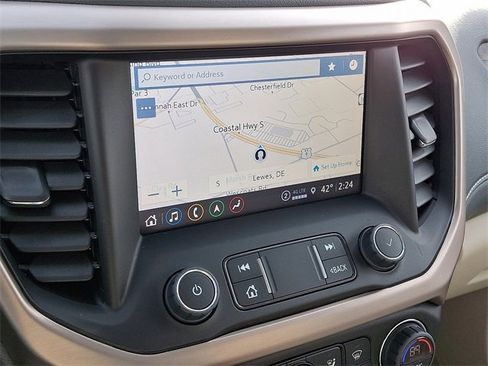 Used 2023 GMC Acadia Denali w/ Denali Ultimate Package image 17