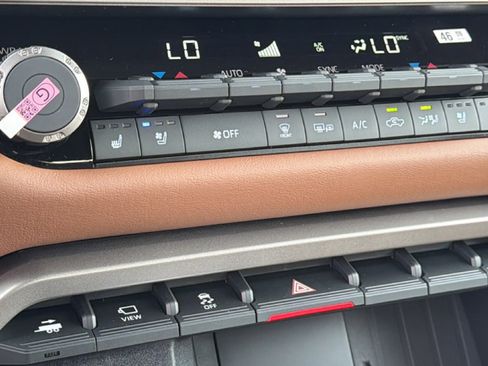 New 2026 Toyota Tundra 1794 Edition AWD/4WD image 14