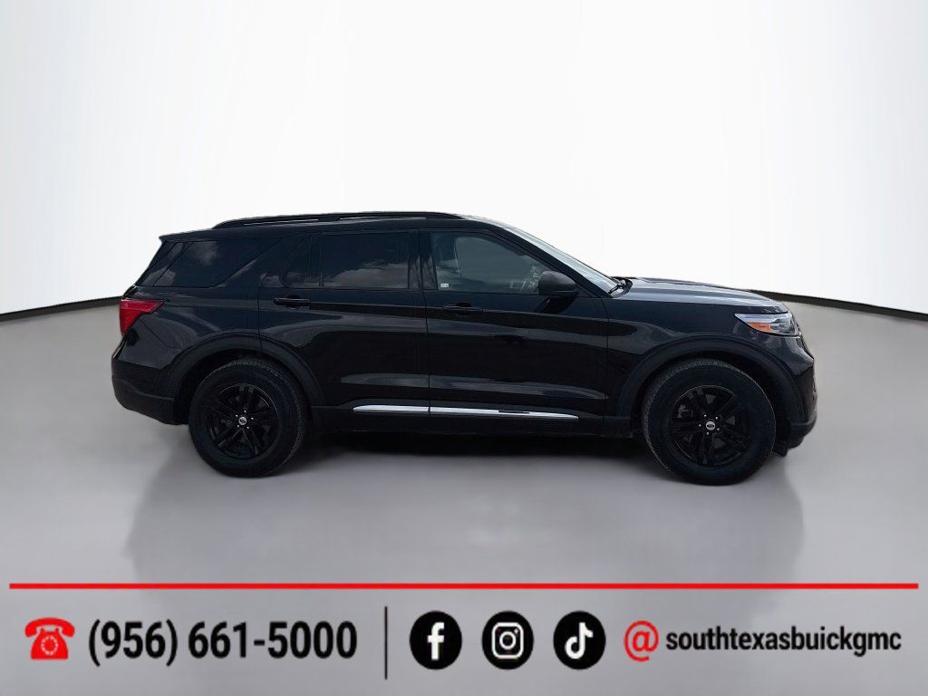 Used 2023 Ford Explorer XLT RWD image 9