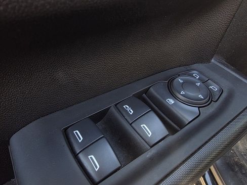 Used 2024 Chevrolet Silverado 1500 Custom image 12