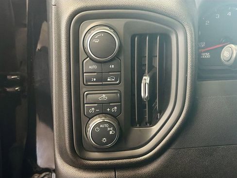Used 2022 Chevrolet Silverado 1500 Custom w/ LPO, Dark Essentials Package AWD/4WD image 12