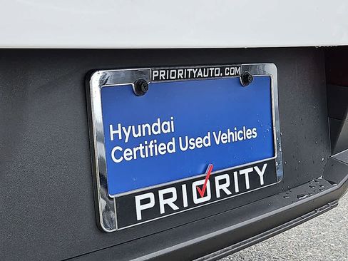 Used 2026 Hyundai Santa Fe SE FWD image 32
