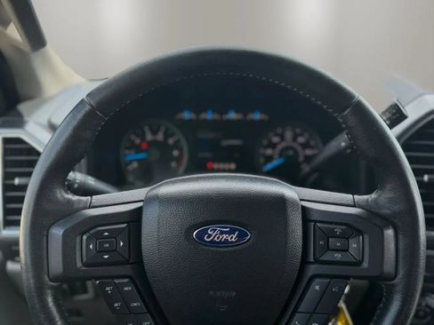 Used 2017 Ford F150 XLT w/ Equipment Group 302A Luxury AWD/4WD image 13