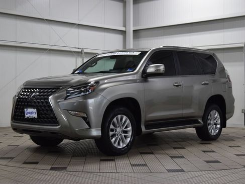 Used 2022 Lexus GX 460 Premium w/ Premium Package AWD/4WD image 3