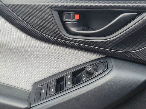 Used 2019 Subaru Crosstrek 2.0i Premium image 15