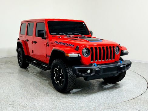 Used 2022 Jeep Wrangler Unlimited Rubicon 4xe image 3