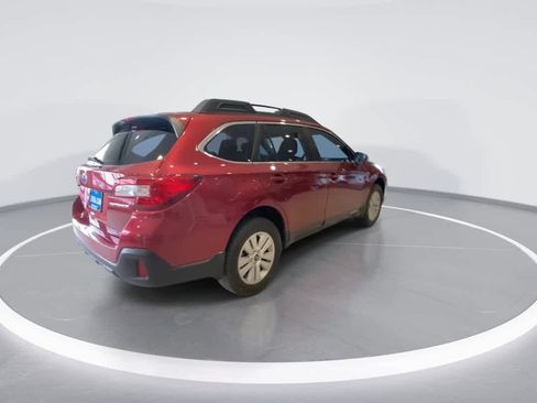 Used 2019 Subaru Outback 2.5i image 8