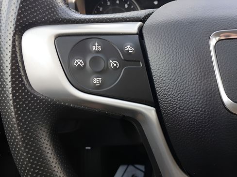 Used 2022 GMC Terrain SLE w/ Driver Convenience Package AWD/4WD image 23
