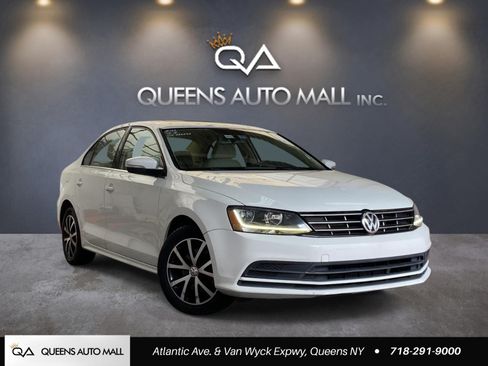 Used 2018 Volkswagen Jetta SE FWD image 1