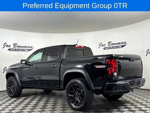 Used 2024 Chevrolet Colorado Trail Boss AWD/4WD image 9