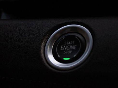 Used 2021 Cadillac Escalade Sport w/ Driver Assist Tech Package image 25