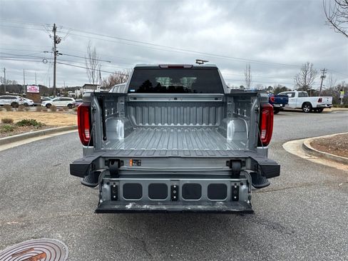 Used 2025 GMC Sierra 1500 SLT image 7