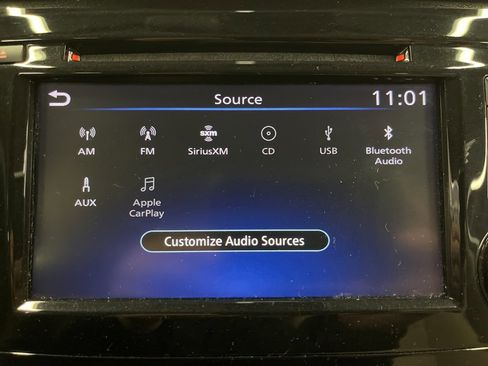 Used 2019 Nissan Rogue SV image 19