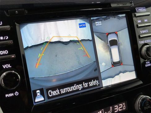 Used 2017 Nissan Murano Platinum image 33