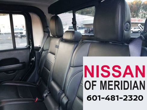 Used 2020 Jeep Gladiator Overland image 27