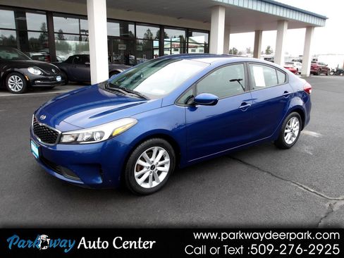 Used 2017 Kia Forte LX w/ LX Popular Package image 1
