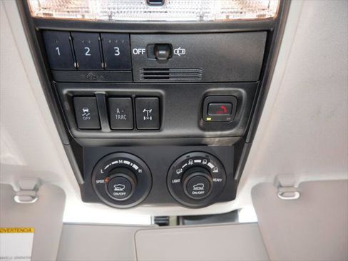 Certified 2024 Toyota 4Runner TRD Off-Road Premium AWD/4WD image 31