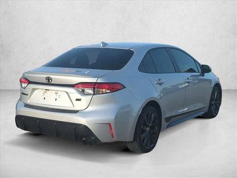 Used 2023 Toyota Corolla SE image 5