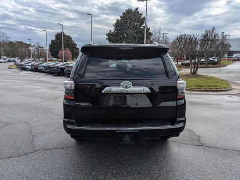 Used 2018 Toyota 4Runner Limited image 6