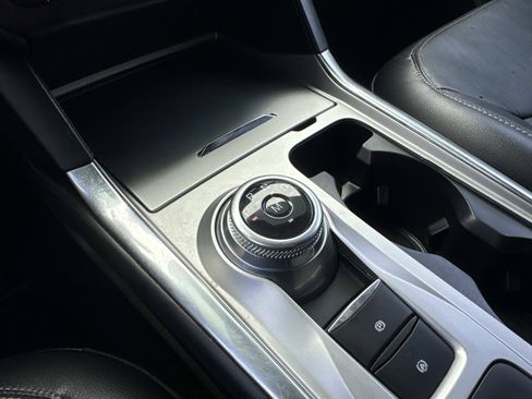 Used 2020 Ford Explorer Limited RWD image 26