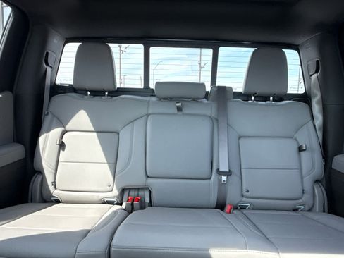 Used 2026 GMC Sierra 1500 SLT w/ SLT Premium Package AWD/4WD image 37
