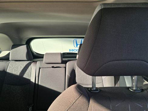 Used 2023 Toyota RAV4 XLE image 17