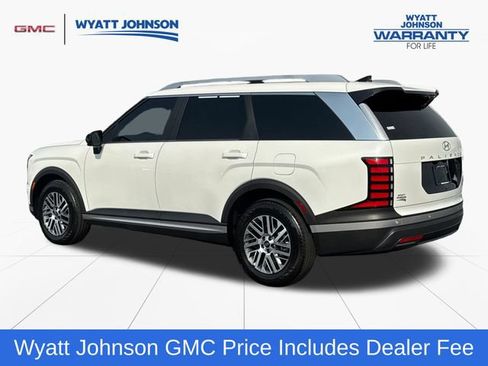 Used 2026 Hyundai Palisade SEL FWD image 3