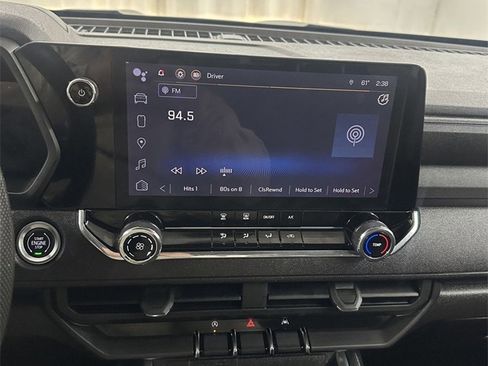 Used 2023 Chevrolet Colorado Trail Boss image 21