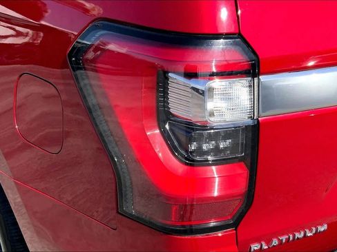 Used 2021 Ford Expedition Platinum RWD image 26
