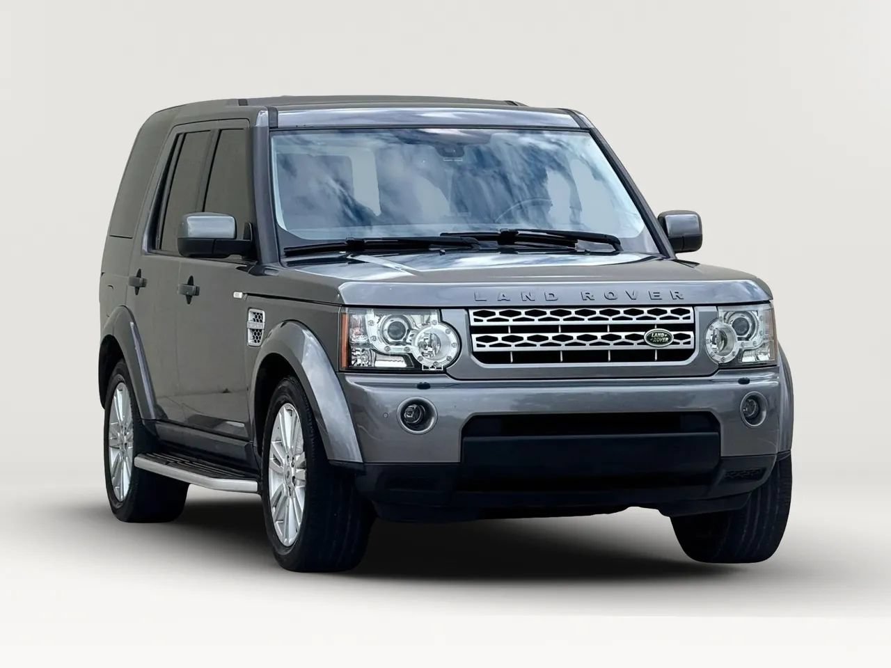 Used 2010 Land Rover LR4 HSE LUX AWD/4WD image 2